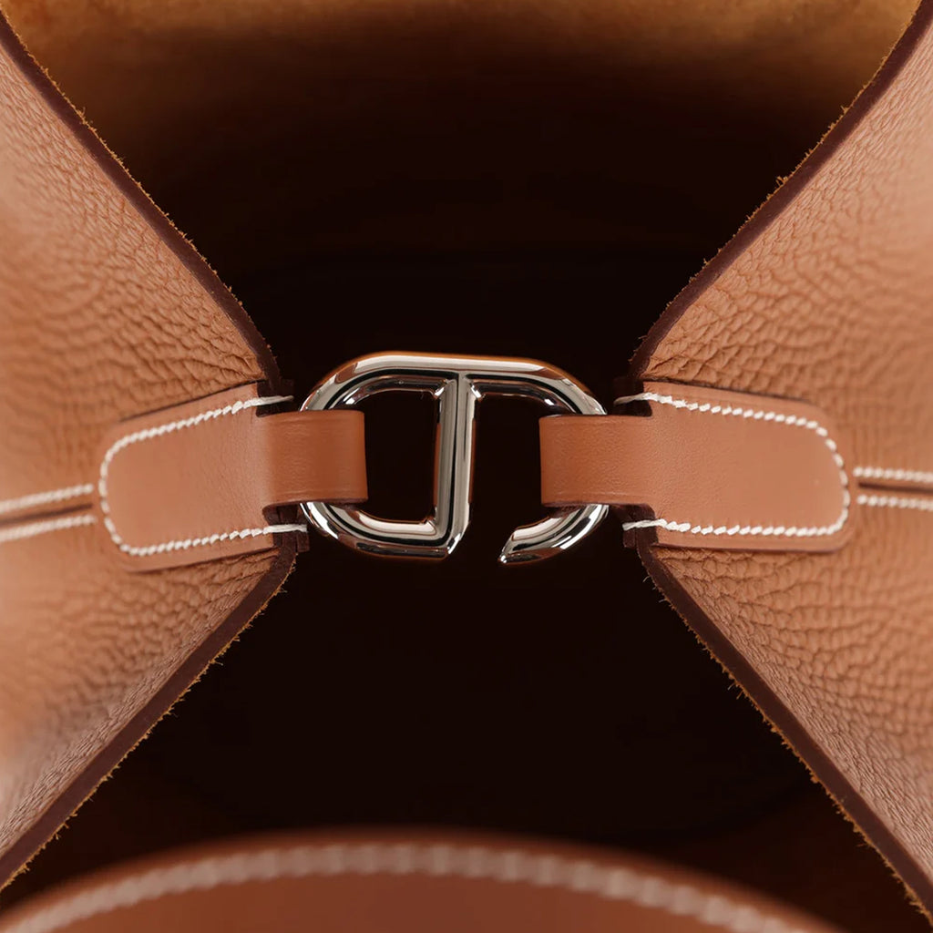 Loop 18 Brown Leather Bucket Bag Closure