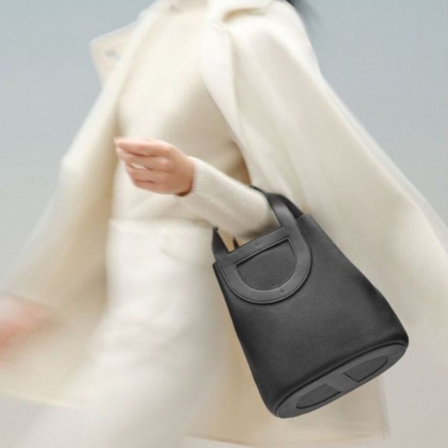 LOOP 23 TOTE BAG BLACK SILVER HARDWARE