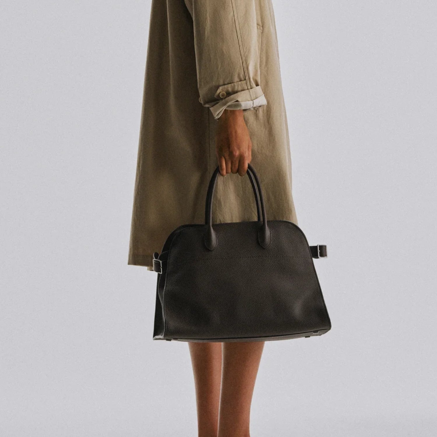 Modern Structured Grain Leather Tote | Large